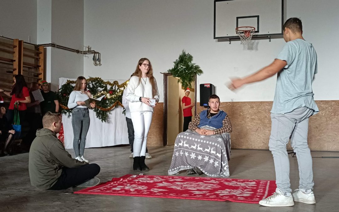 Ünnepi karácsonyi műsor Szőcsényben